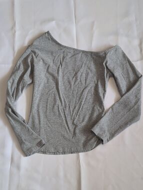 YX Open Shoulder Grey Sweatshirt